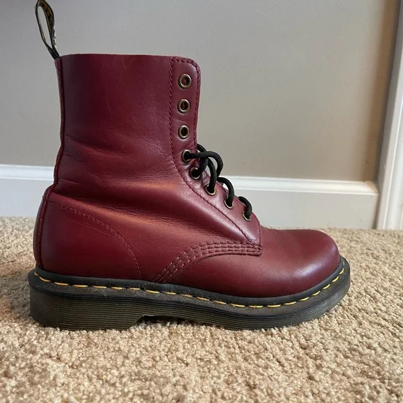 Size 7 Red 1460 Pascal Doc Martens combat boots - Picture 6 of 8